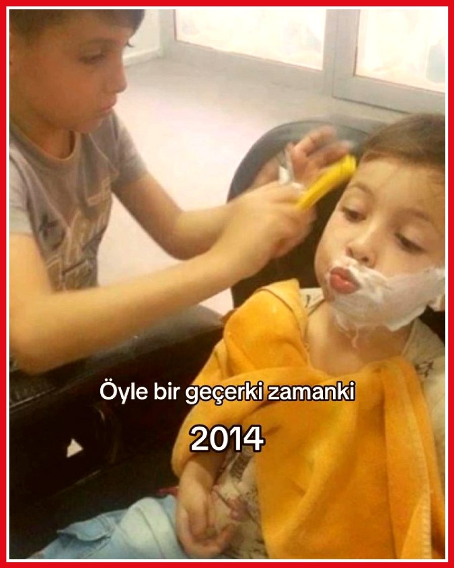 Berber olma hayali kuran genç, kardeşiyle aynı pozu verdi
